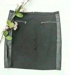 Ann Taylor Black Knit/Faux Leather Pencil Skirt Exposed Zippers